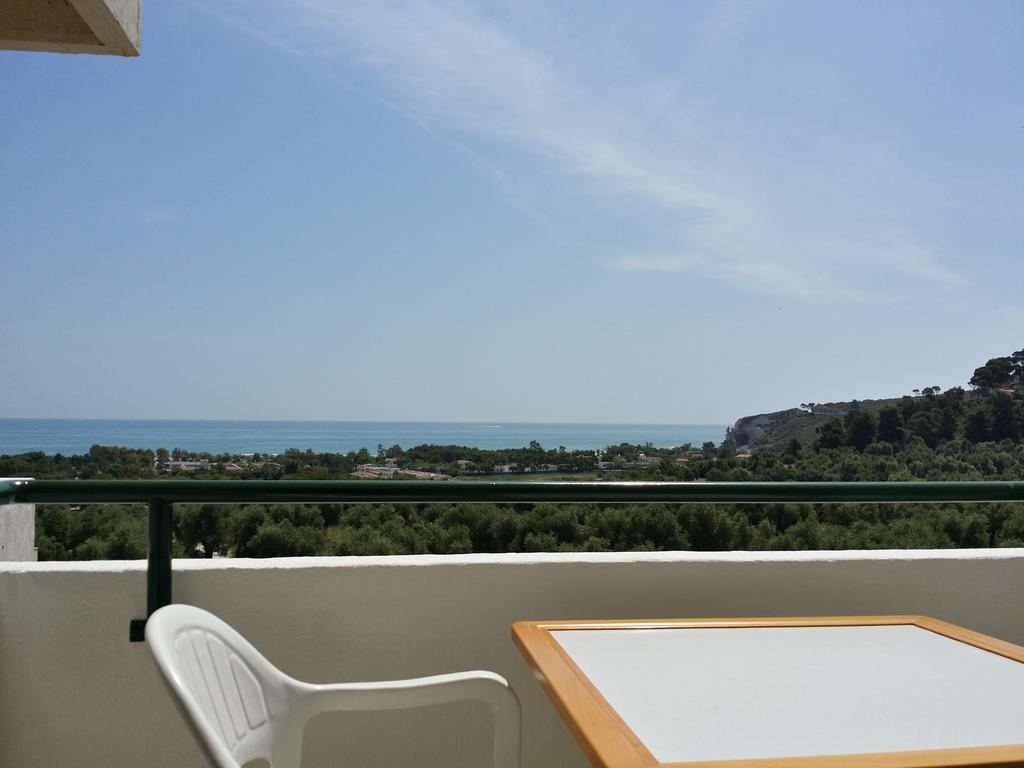 Centro Di Soggiorno Il Belvedere Vieste Pokoj fotografie